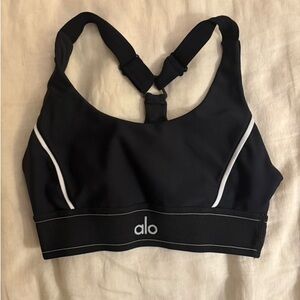 ALO Yoga Airlift Suit Up Bra